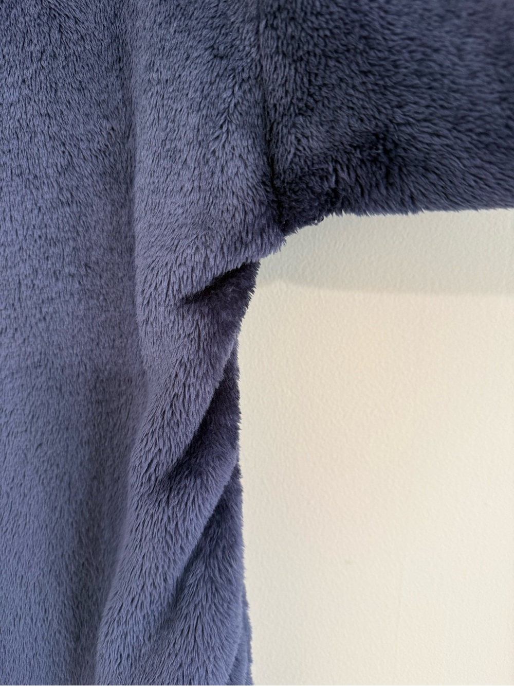 AERIE Super Soft Faux Fur 1/4 Zip Hoodie Deep Purple Sweatshirt Women’s Small - Picture 4 of 14